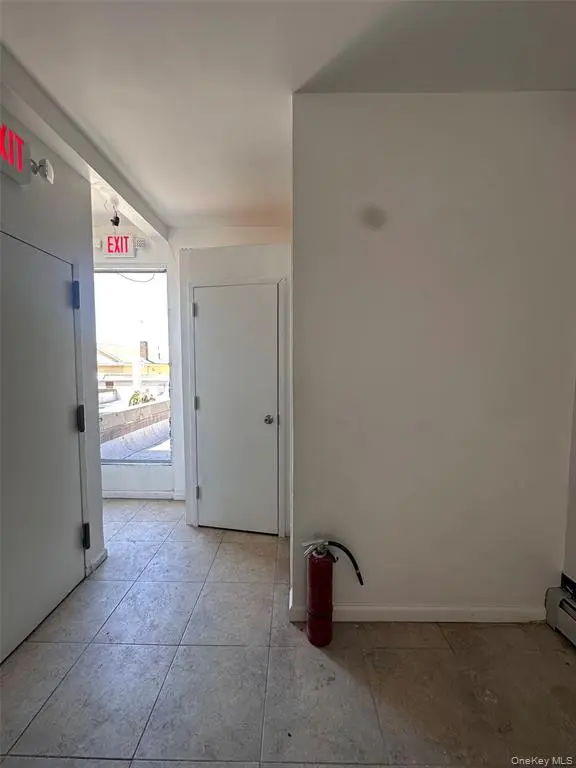 MLS#1040829 Flushing 房源照片 4 / listing photo 4