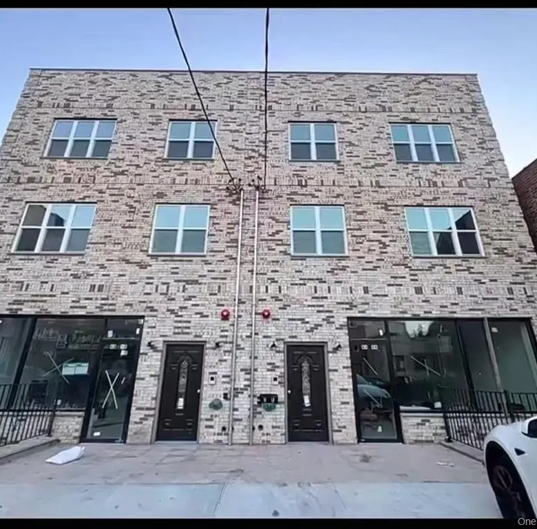 MLS#848151 Flushing 房源照片 1 / listing photo 1
