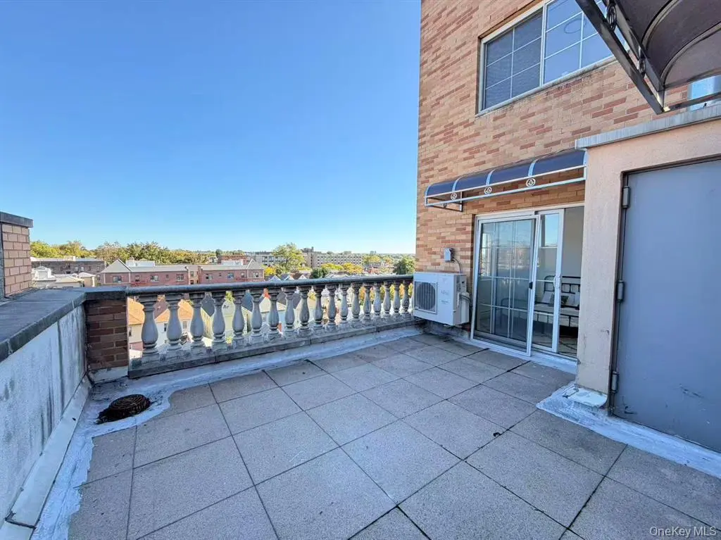 Flushing MLS#1040027 property listing photo 8