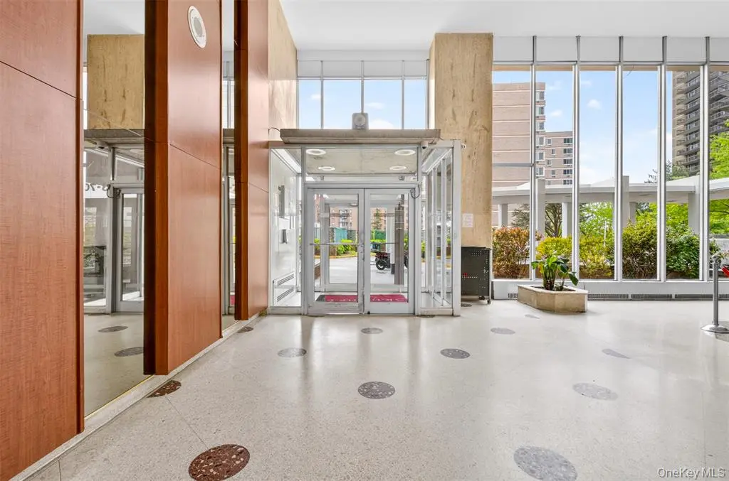 MLS#998402 Flushing 房源照片 4 / listing photo 4