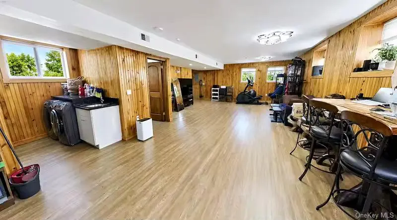 Flushing MLS#1035346 property listing photo 23