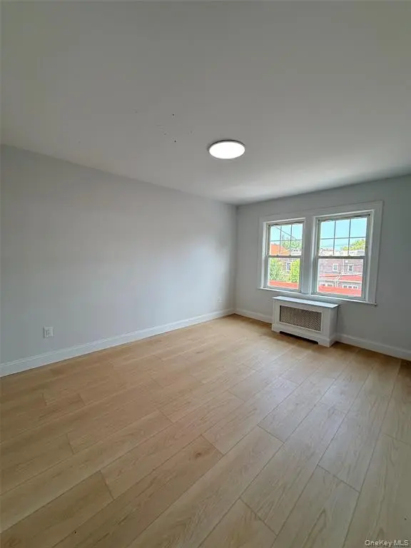 Flushing MLS#1034829 property listing photo 18