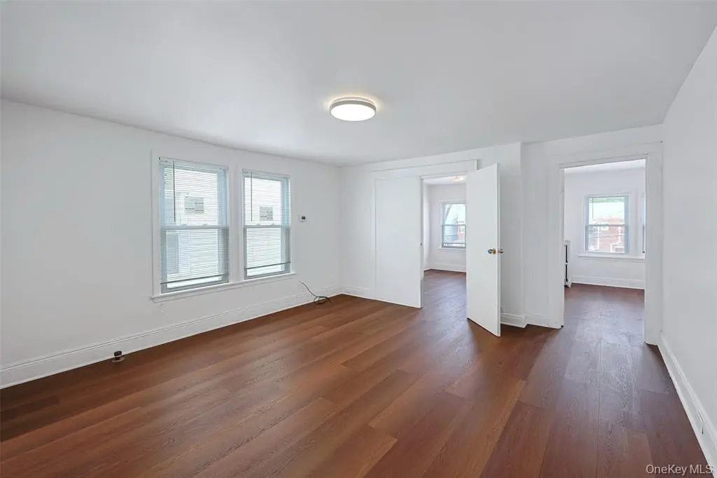 MLS#1024669 Flushing 房源照片 11 / listing photo 11