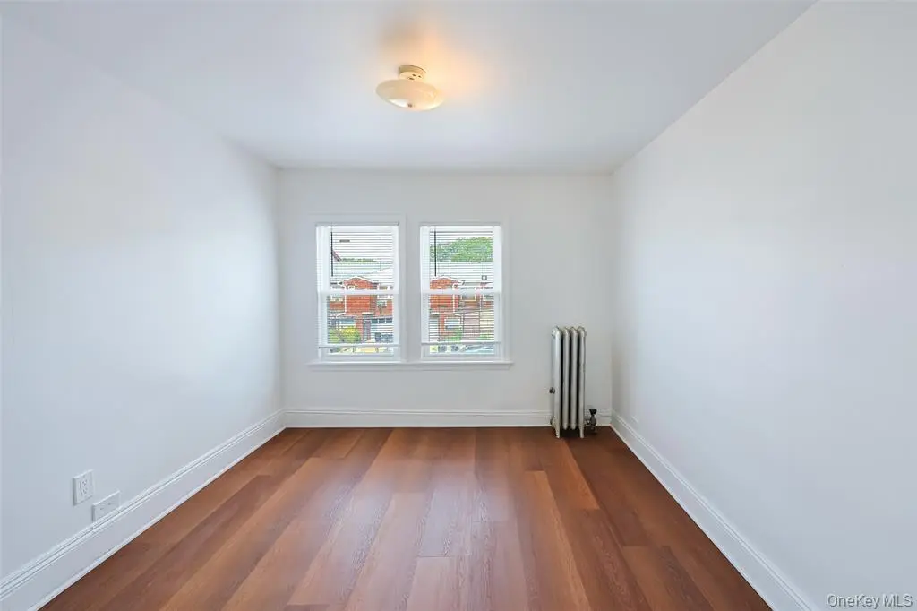 MLS#1024669 Flushing 房源照片 12 / listing photo 12