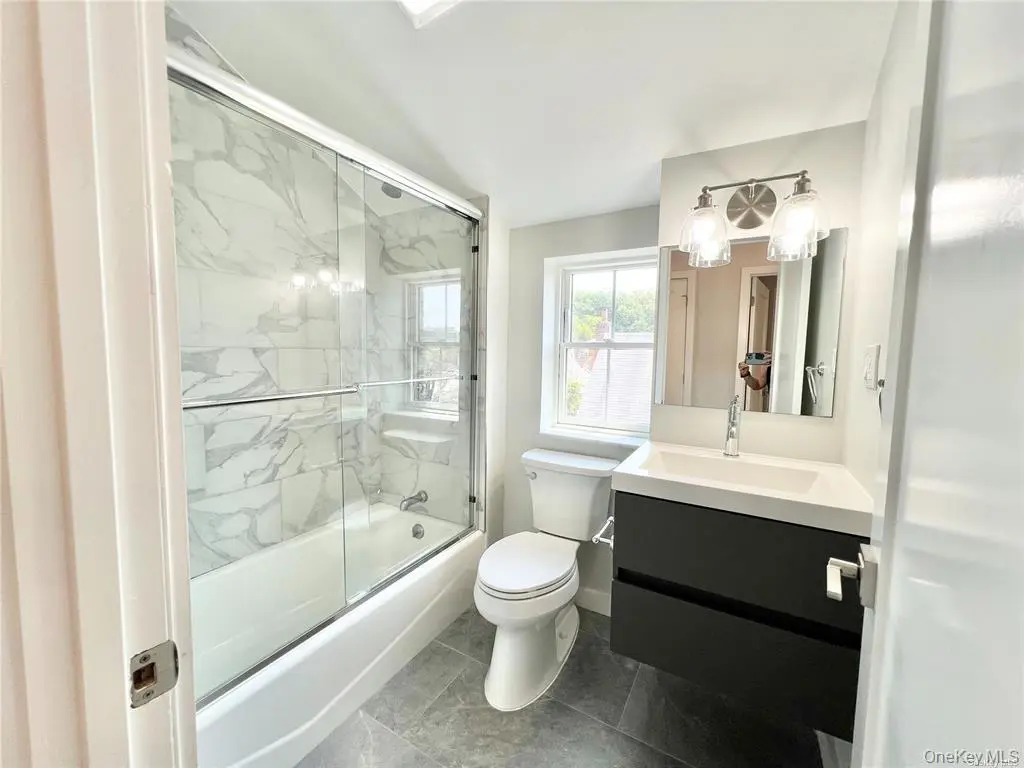Flushing MLS#1017297 property listing photo 6