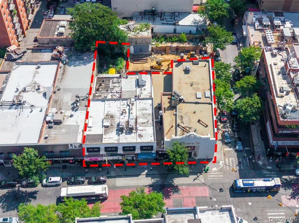 法拉盛 Main Street 商业组合边界航拍示意 / Aerial boundary view of the Main Street commercial portfolio in Flushing