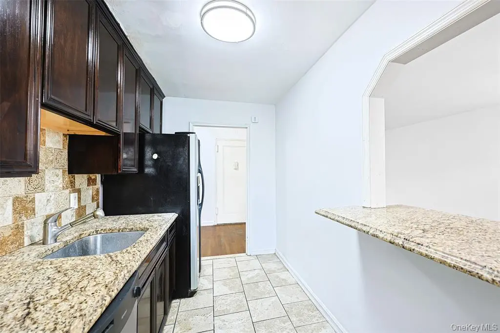 Forest Hills MLS#1040020 property listing photo 3