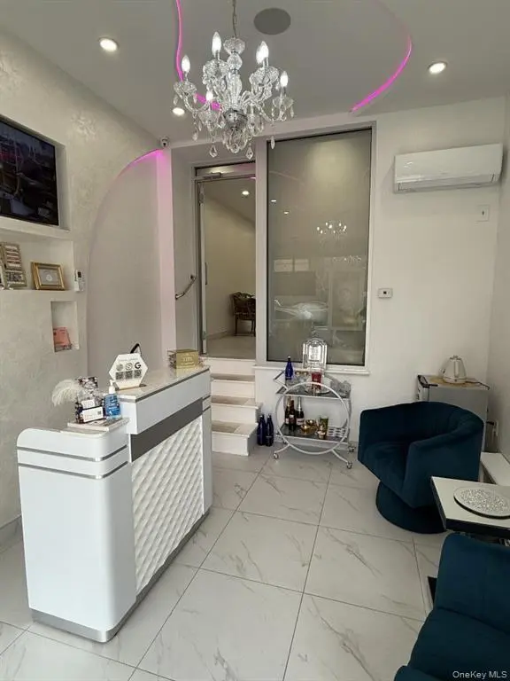 MLS#983018 Forest Hills 房源照片 2 / listing photo 2