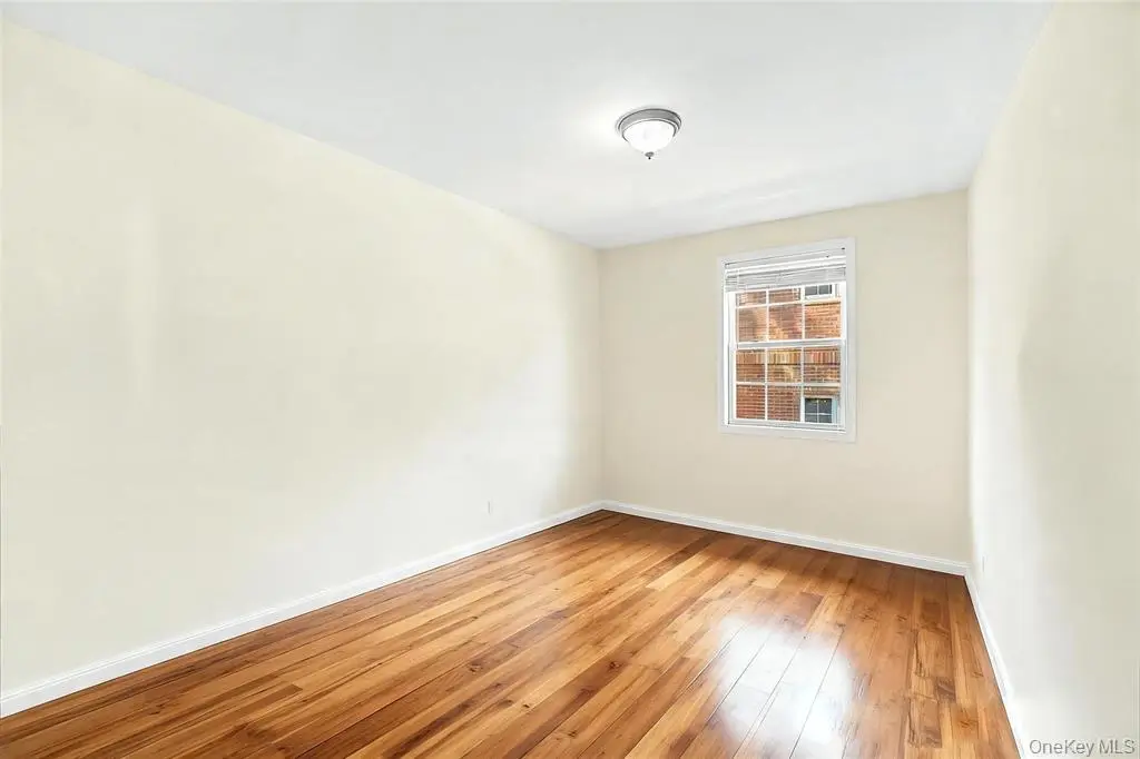 MLS#1039771 Fresh Meadows 房源照片 7 / listing photo 7