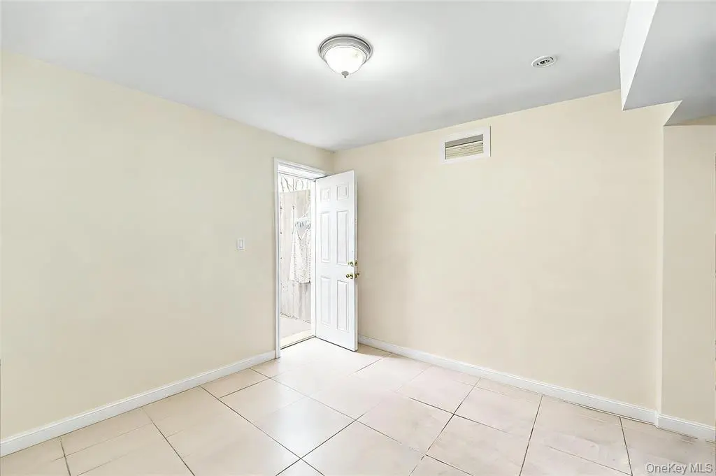 MLS#1039771 Fresh Meadows 房源照片 27 / listing photo 27