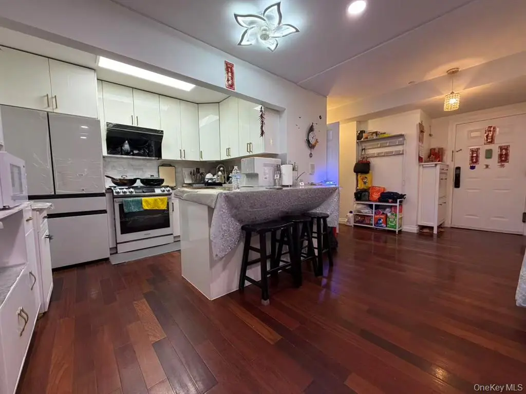 Fresh Meadows MLS#1040854 property listing photo 21