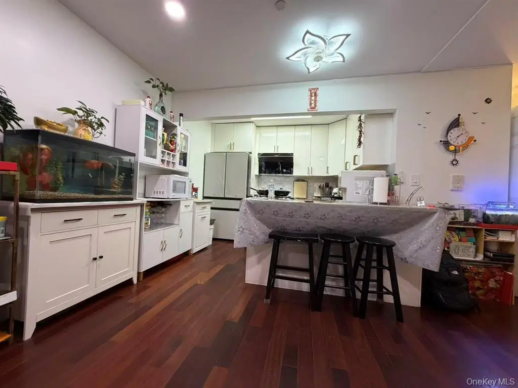 Fresh Meadows MLS#1040854 property listing photo 22