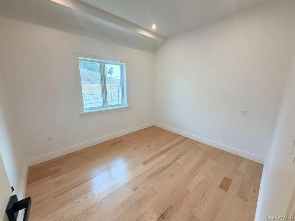 MLS#1041326 Fresh Meadows 房源照片 5 / listing photo 5