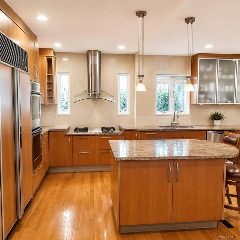 Fresh Meadows MLS#1035178 property listing photo 5