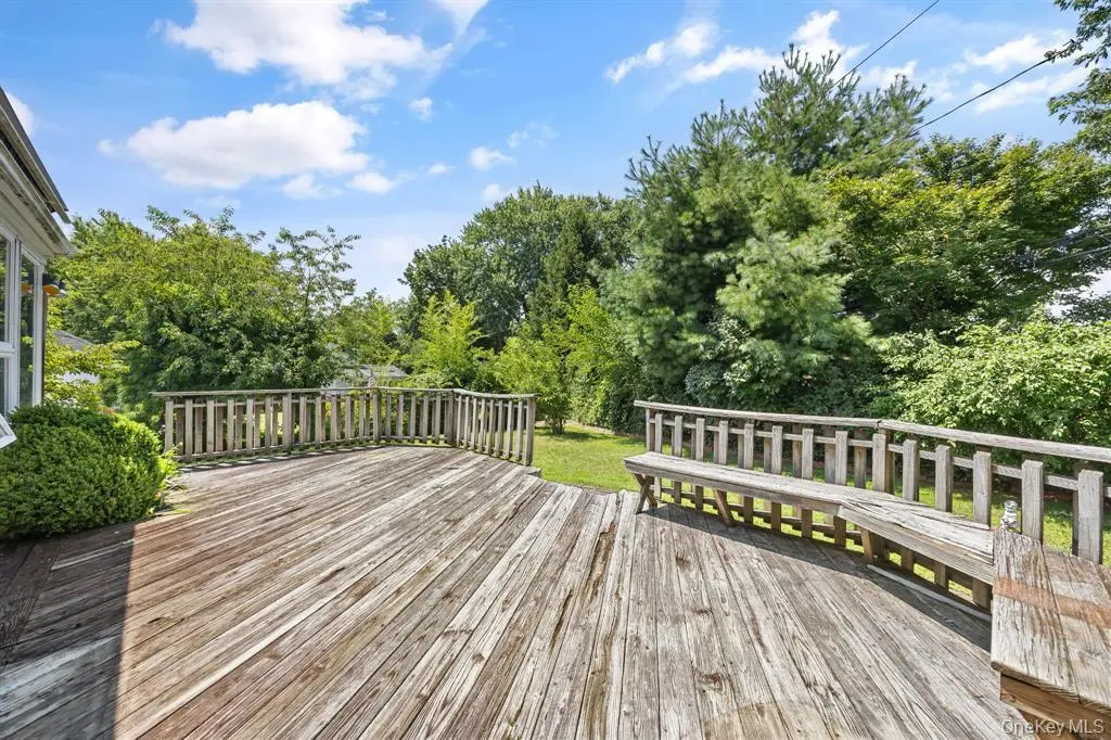 Great Neck MLS#1035175 property listing photo 22