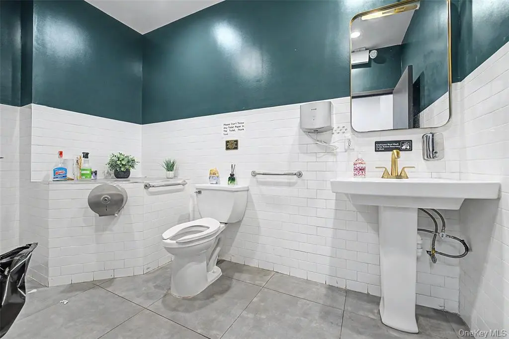 MLS#1032373 Great Neck 房源照片 15 / listing photo 15