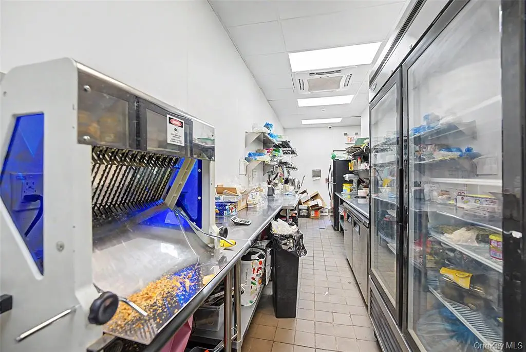 MLS#1032373 Great Neck 房源照片 16 / listing photo 16
