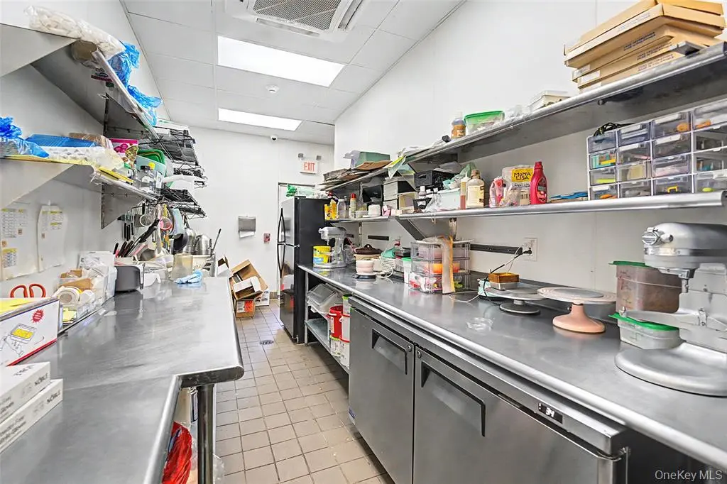MLS#1032373 Great Neck 房源照片 17 / listing photo 17