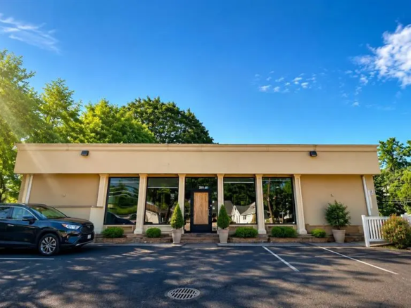 MLS#1024022 Huntington Station 房源照片 1 / listing photo 1
