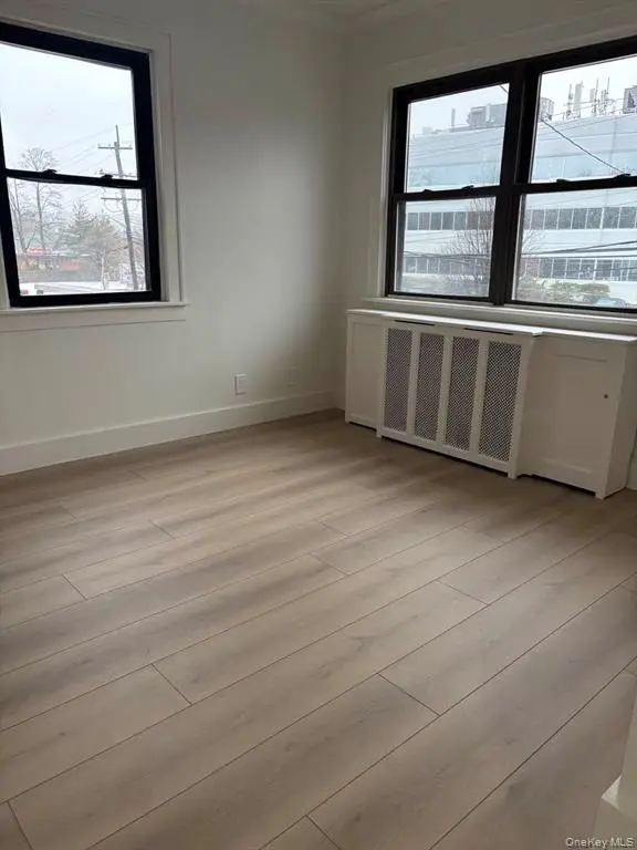 MLS#963387 Huntington Station 房源照片 10 / listing photo 10