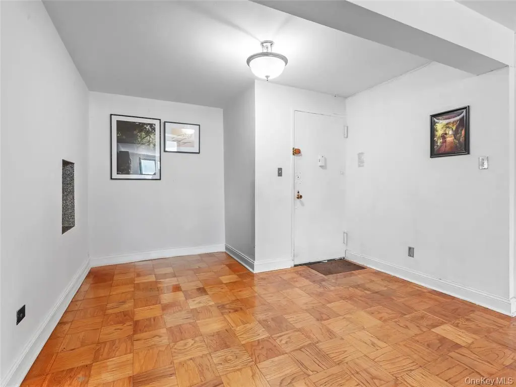 Jackson Heights MLS#961244 property listing photo 4
