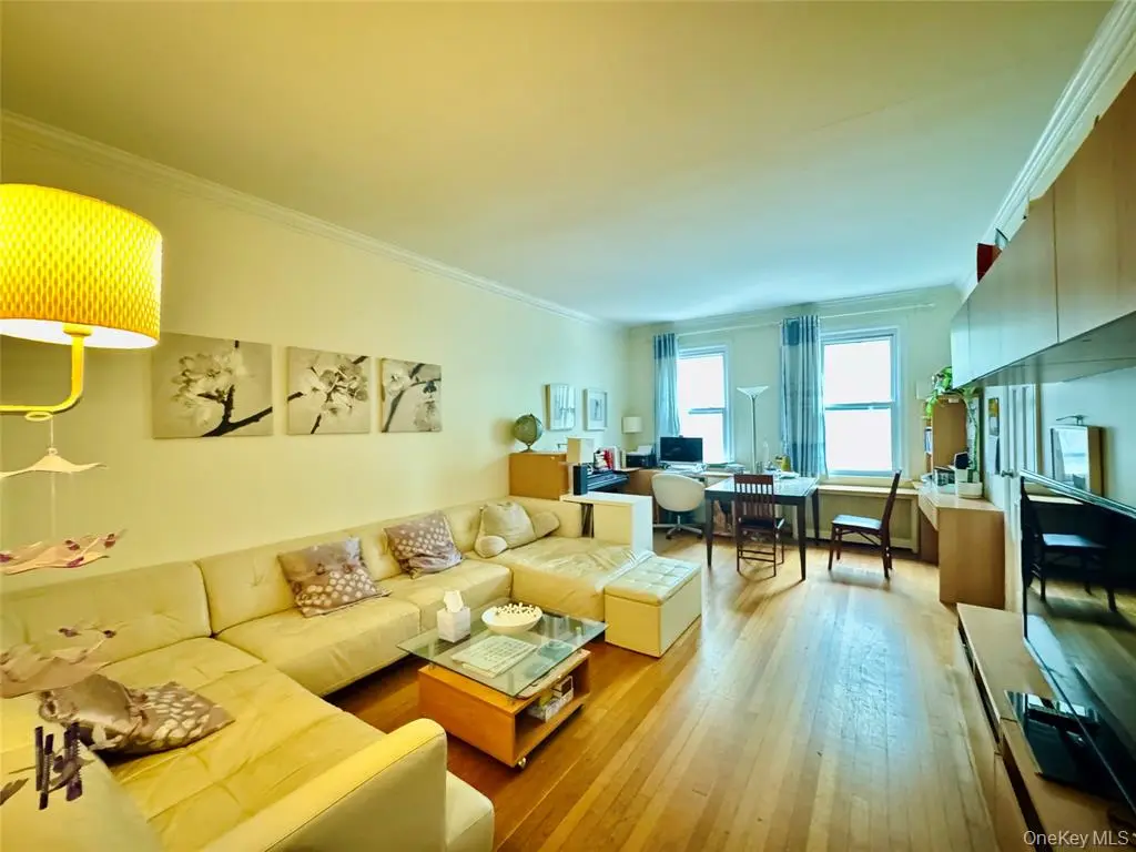 Kew Gardens MLS#1003081 property listing photo 3