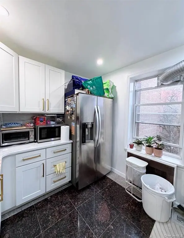 Kew Gardens MLS#975509 property listing photo 6