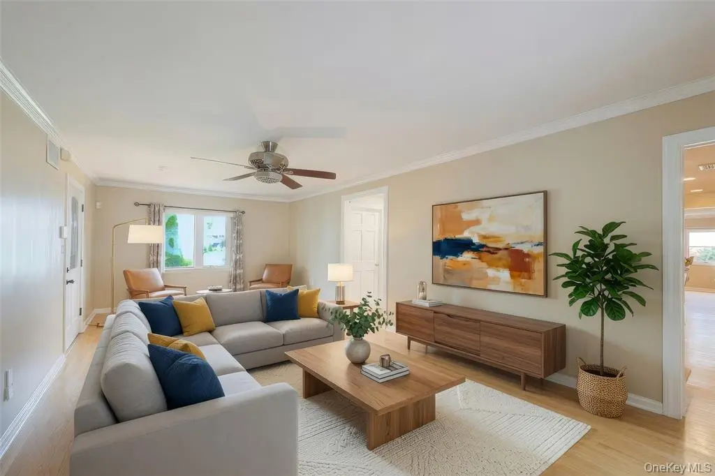 Levittown MLS#1018872 property listing photo 4