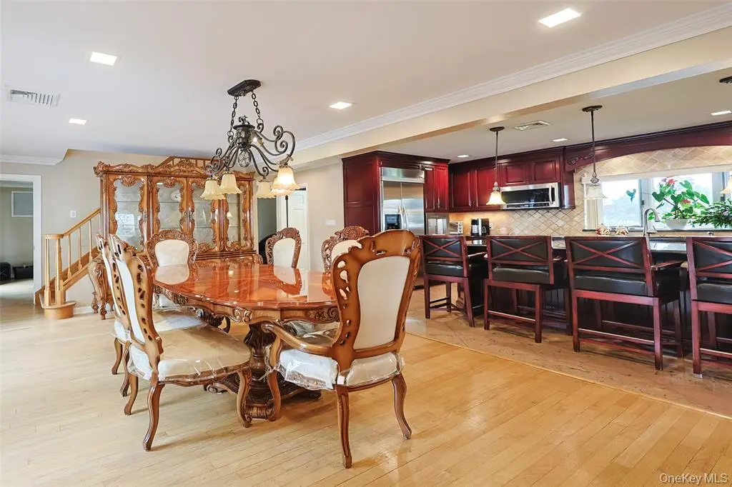 Levittown MLS#1018872 property listing photo 7