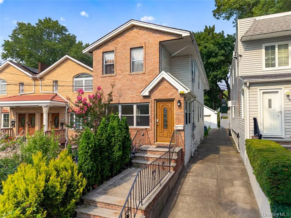 MLS#1024131 Little Neck 房源照片 3 / listing photo 3