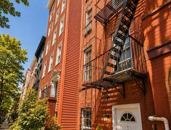 MLS#1038155 Long Island City 房源照片 1 / listing photo 1