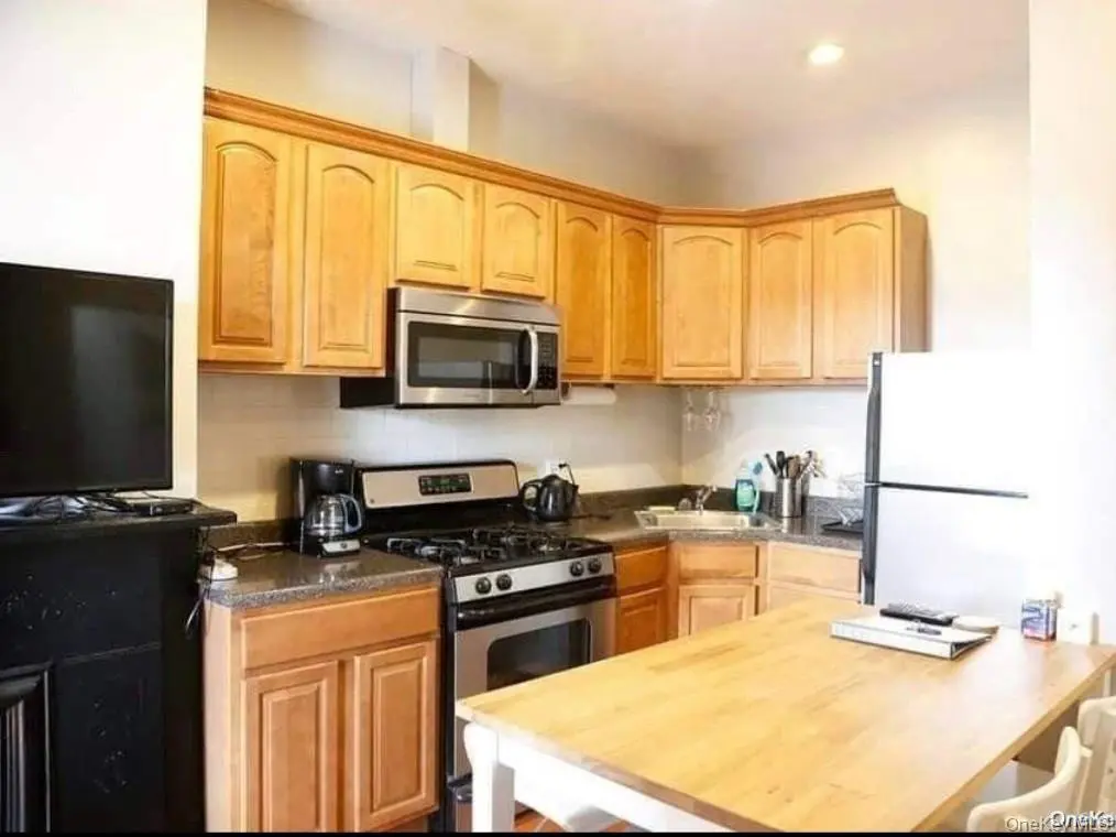 MLS#1038155 Long Island City 房源照片 14 / listing photo 14
