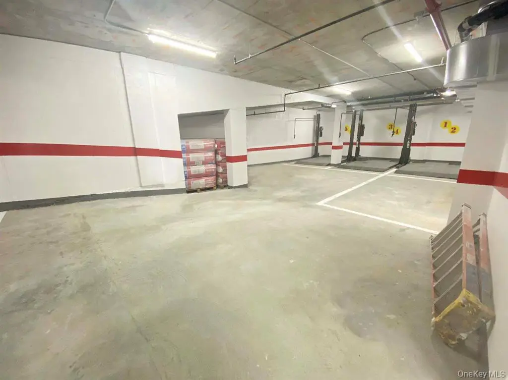 MLS#952725 Long Island City 房源照片 4 / listing photo 4