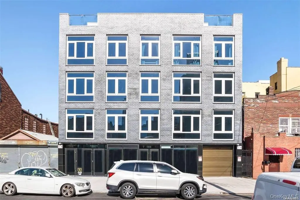 MLS#958069 Long Island City 房源照片 1 / listing photo 1