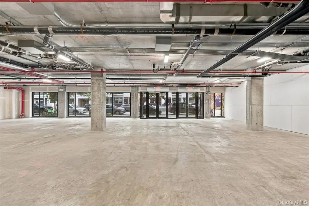 MLS#1038989 Long Island City 房源照片 17 / listing photo 17