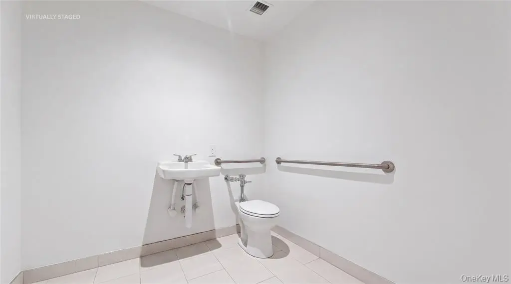 MLS#1038989 Long Island City 房源照片 18 / listing photo 18