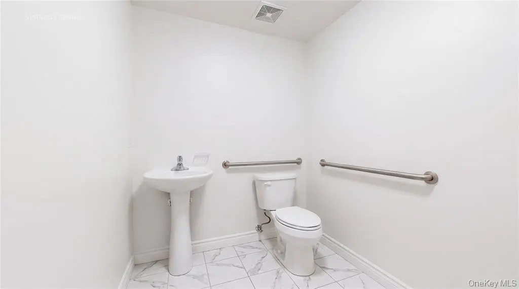 MLS#1038989 Long Island City 房源照片 19 / listing photo 19