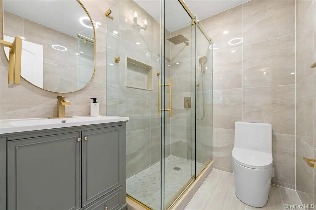 Manhasset Hills MLS#1011857 property listing photo 30