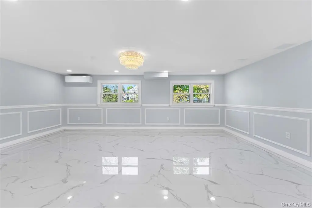 Manhasset Hills MLS#1011857 property listing photo 38