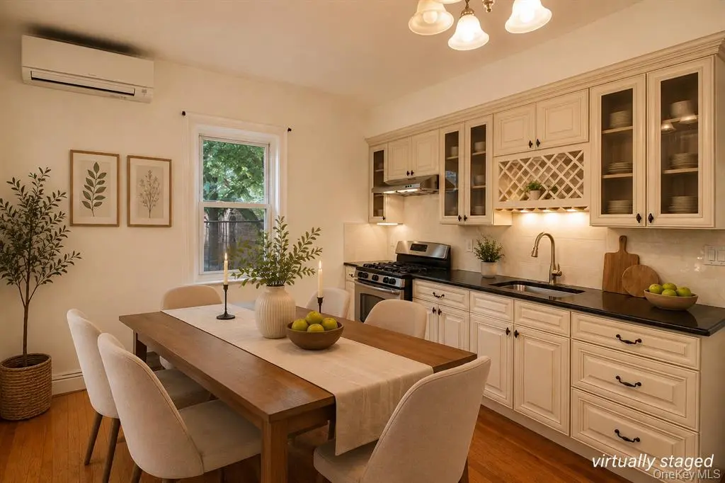 MLS#1012487 Maspeth 房源照片 5 / listing photo 5