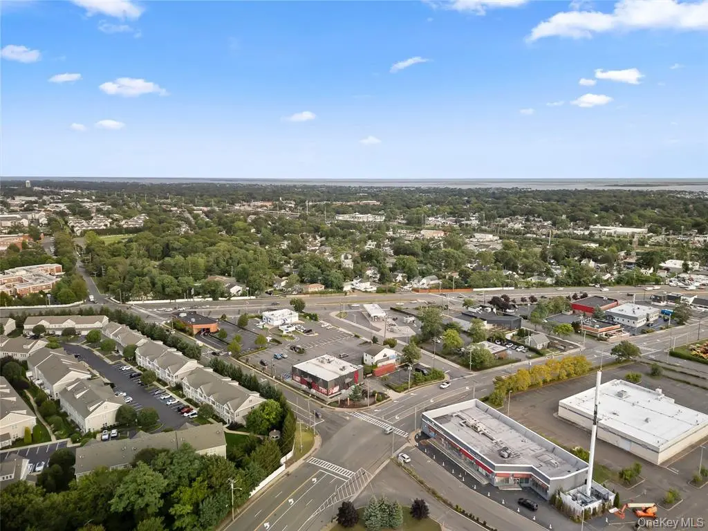 MLS#974708 Massapequa 房源照片 35 / listing photo 35