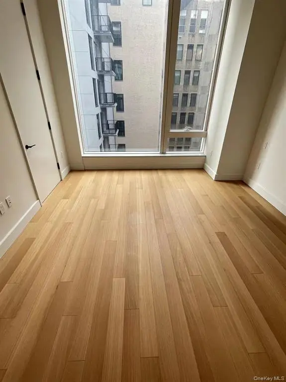 New York (Manhattan) MLS#953261 property listing photo 8