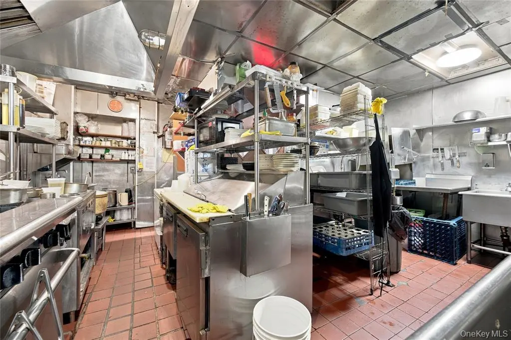 MLS#1039008 New York (Manhattan) 房源照片 9 / listing photo 9