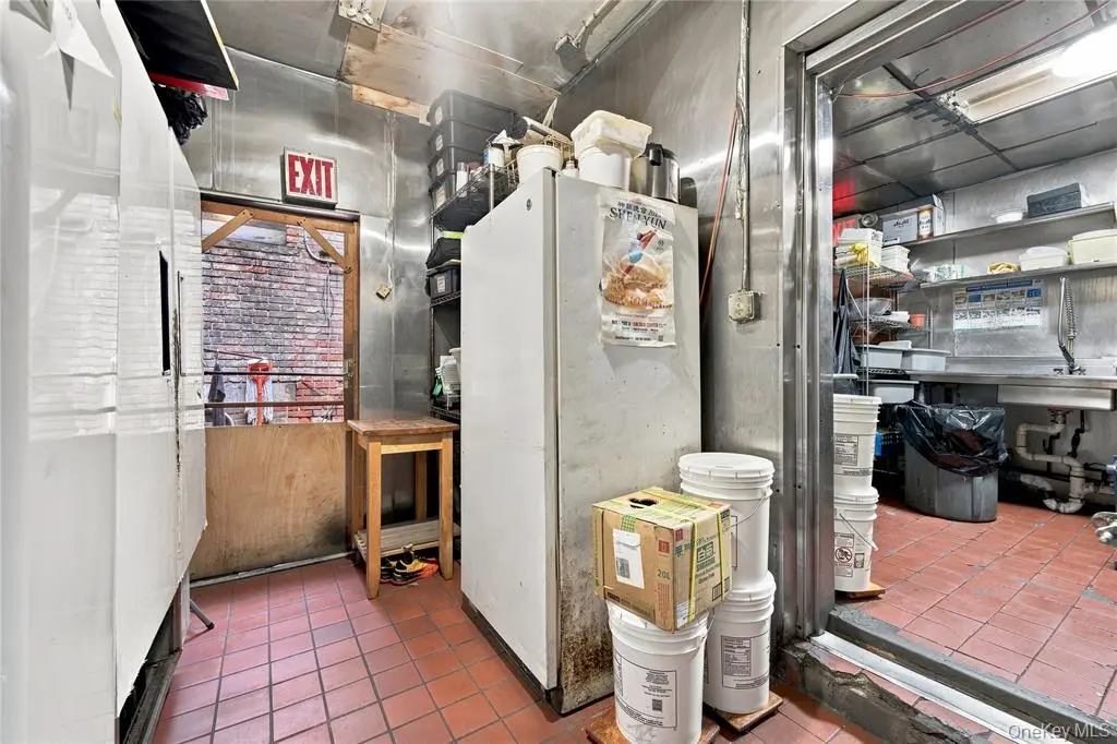 MLS#1039008 New York (Manhattan) 房源照片 11 / listing photo 11