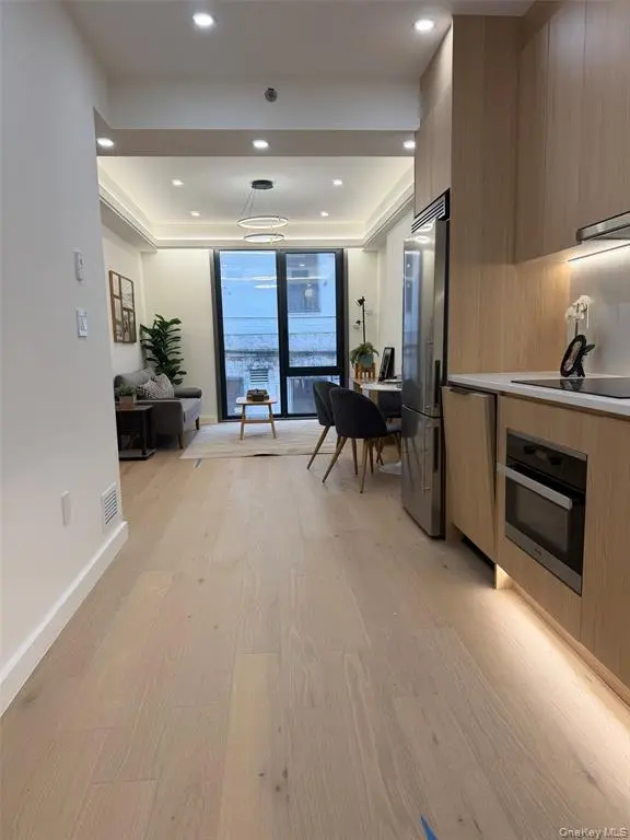 New York (Manhattan) MLS#964962 property listing photo 3