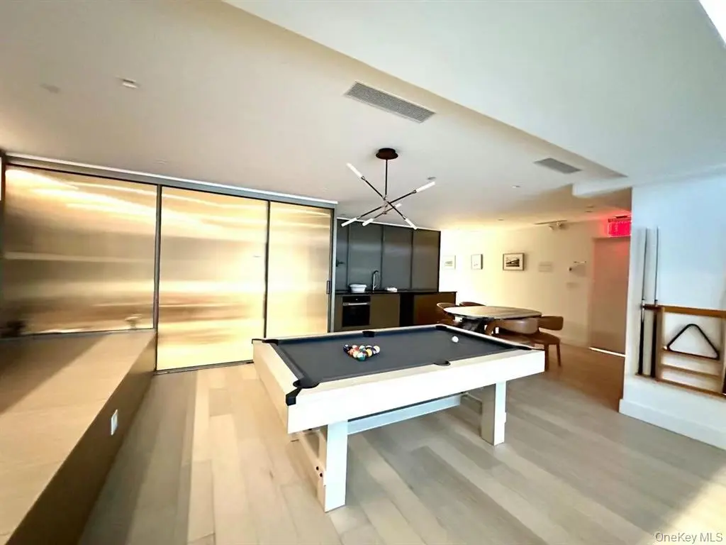 New York (Manhattan) MLS#1027141 property listing photo 11