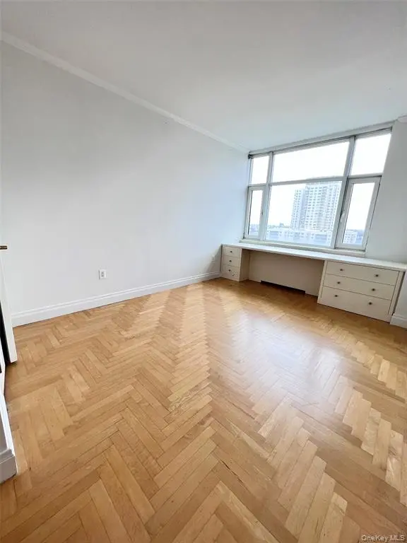 New York (Manhattan) MLS#936991 property listing photo 2