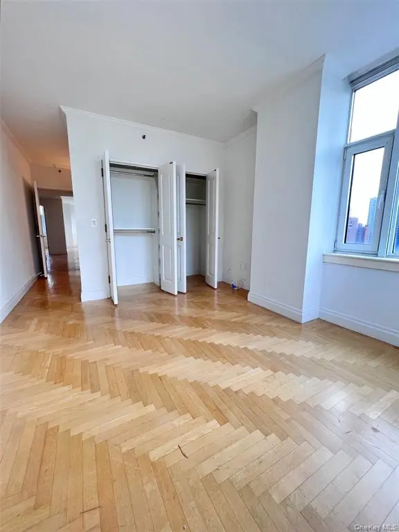 New York (Manhattan) MLS#936991 property listing photo 7