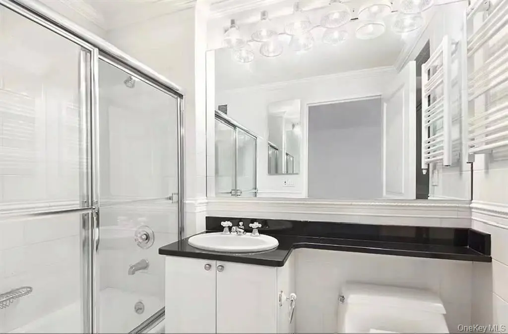 New York (Manhattan) MLS#936991 property listing photo 10