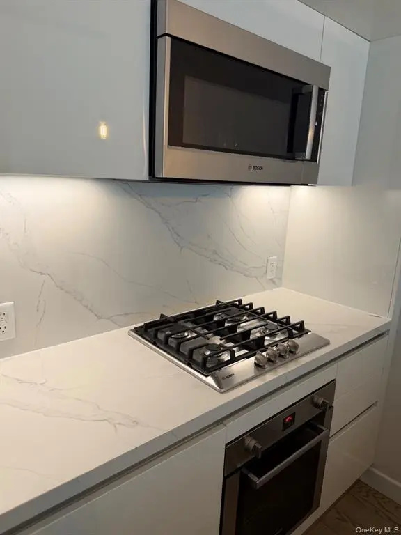 New York (Manhattan) MLS#1039684 property listing photo 6